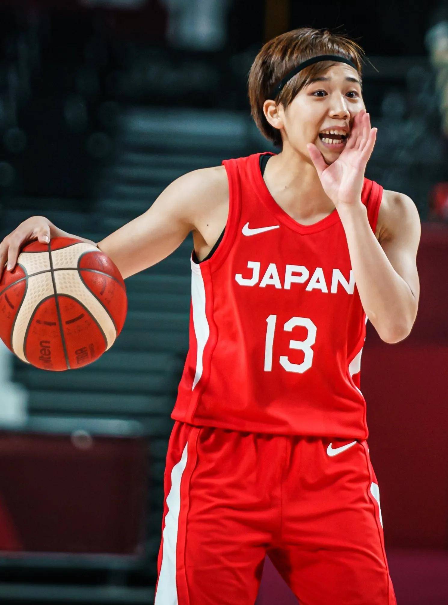 外国球员在全球篮球锦标赛脱颖而出