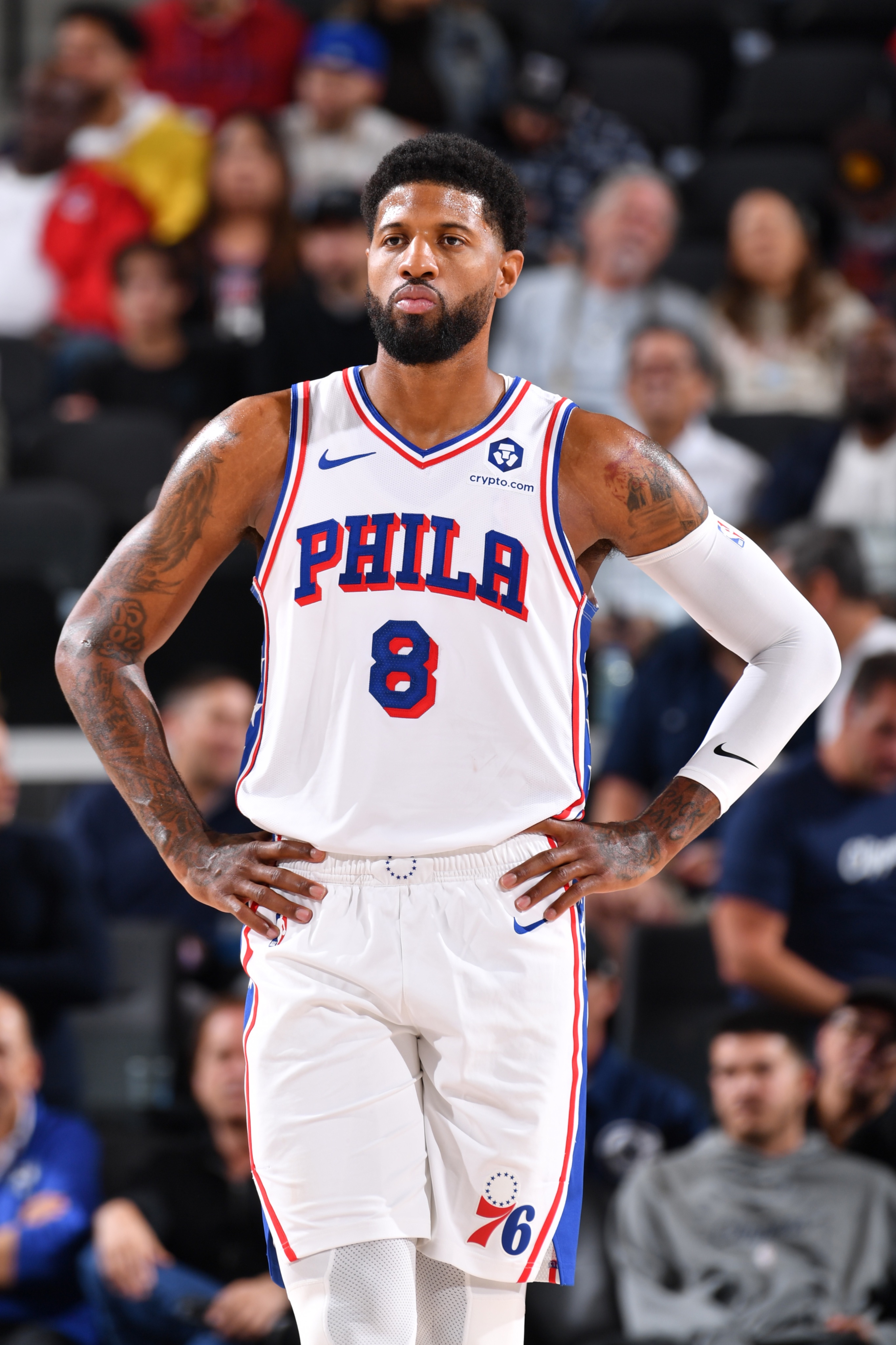 关于NBA球员大规模伤病，球队士气受挫的信息